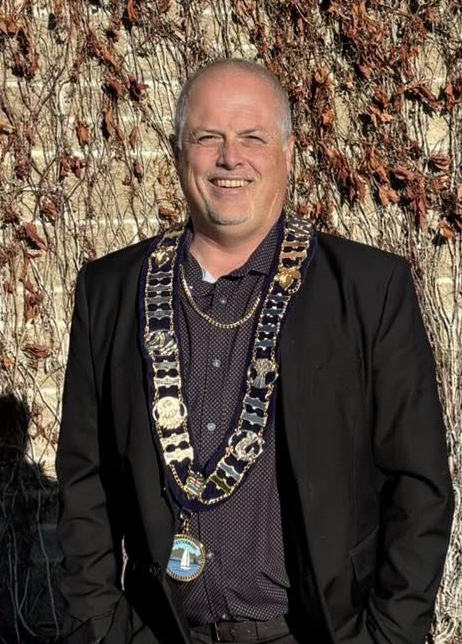 Mayor Shannon Dean